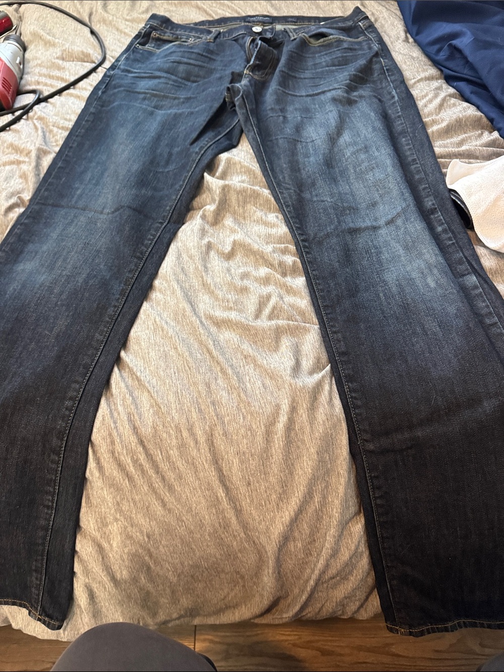 Lucky Brand Men's Dark Blue Straight-Leg Jeans